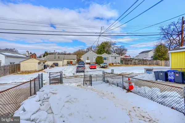 $2,000 | 165 Hampshire Road, Essex, MD 21221
