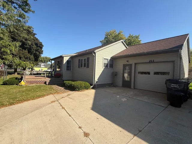 $215,000 | 211 North Superior Avenue, Tomah, WI 54660