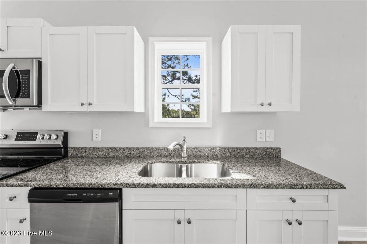 76 Knoll Road, Unit 76 Southern Pines, NC 28387 - Photo 14 of 25 Gallery Image 14
