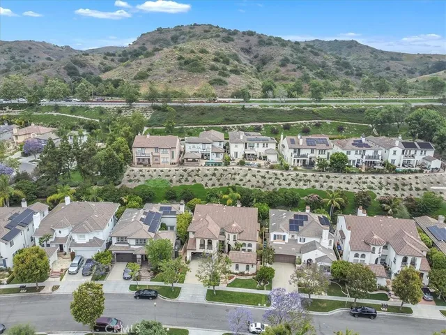 $2,198,888 | 10 Edendale Street, Ladera Ranch, CA 92694