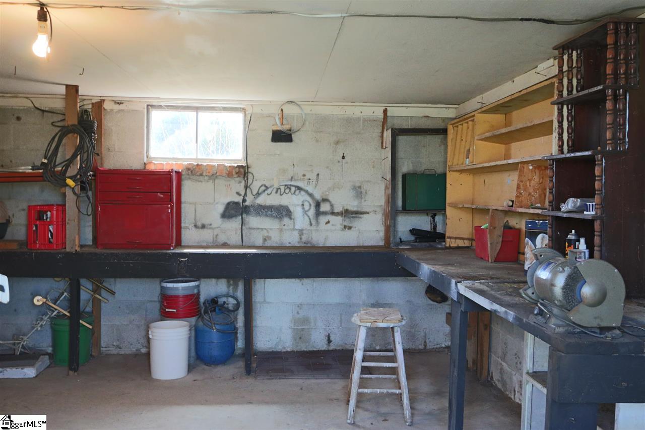 975 Jones Mill Road Fountain Inn, SC 29644 - Photo 18 of 26 Gallery Image 18
