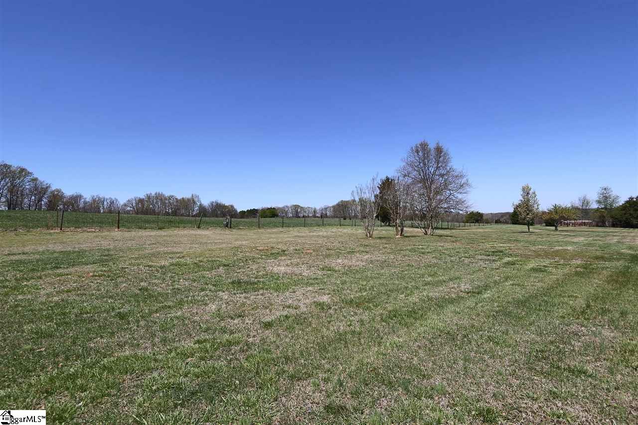 975 Jones Mill Road Fountain Inn, SC 29644 - Photo 21 of 26 Gallery Image 21
