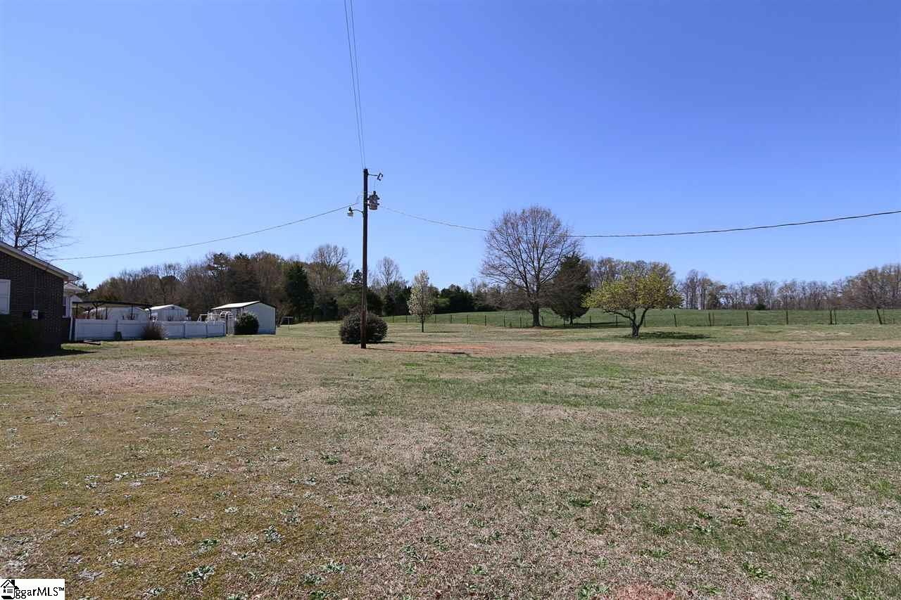 975 Jones Mill Road Fountain Inn, SC 29644 - Photo 22 of 26 Gallery Image 22