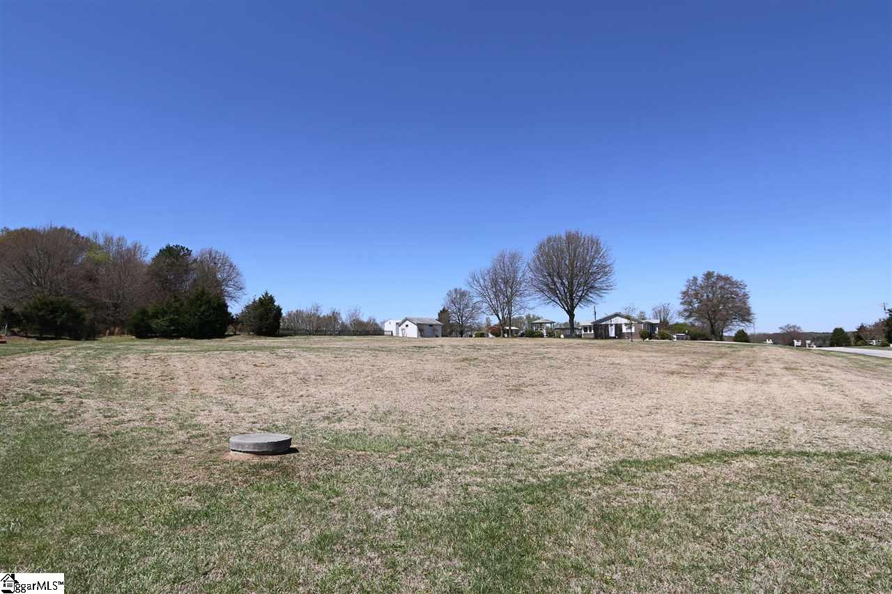 975 Jones Mill Road Fountain Inn, SC 29644 - Photo 23 of 26 Gallery Image 23