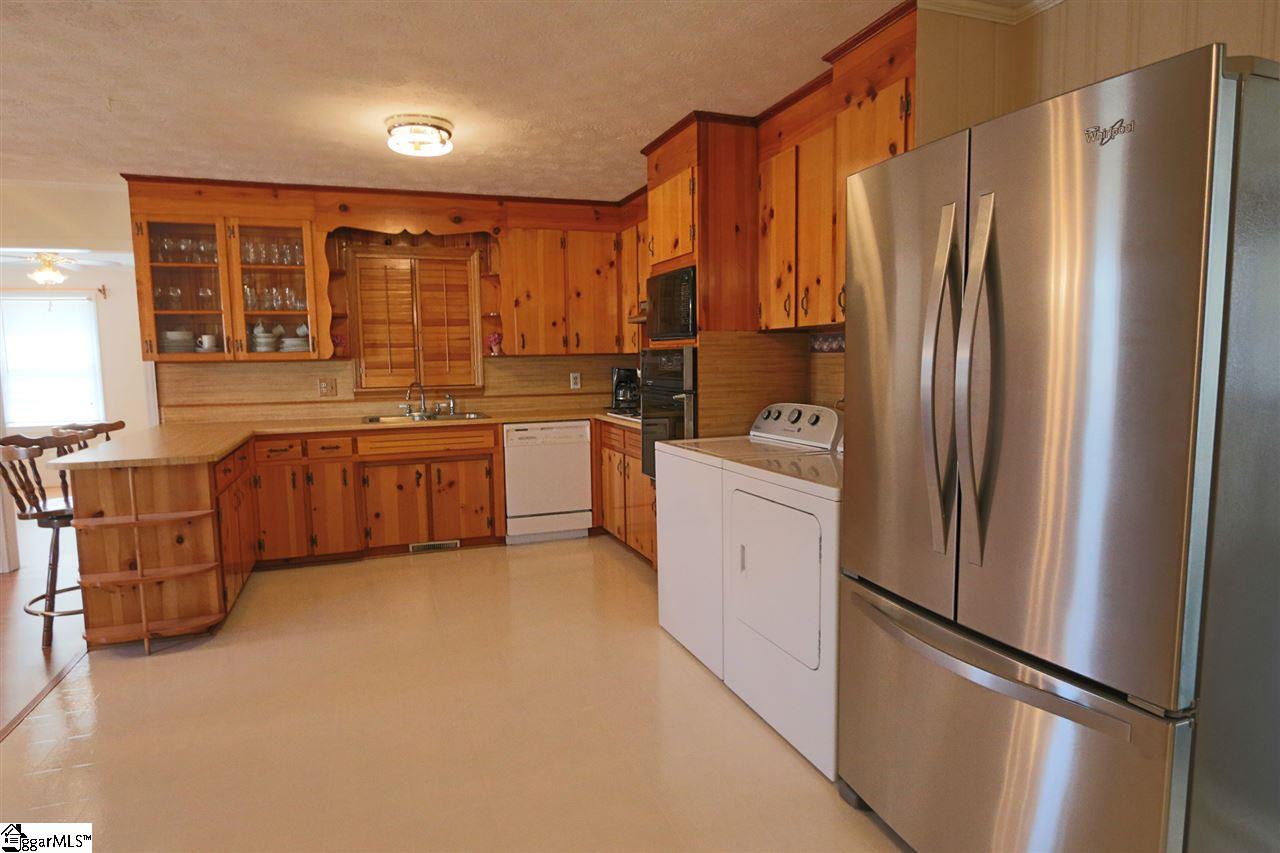 975 Jones Mill Road Fountain Inn, SC 29644 - Photo 6 of 26 Gallery Image 6