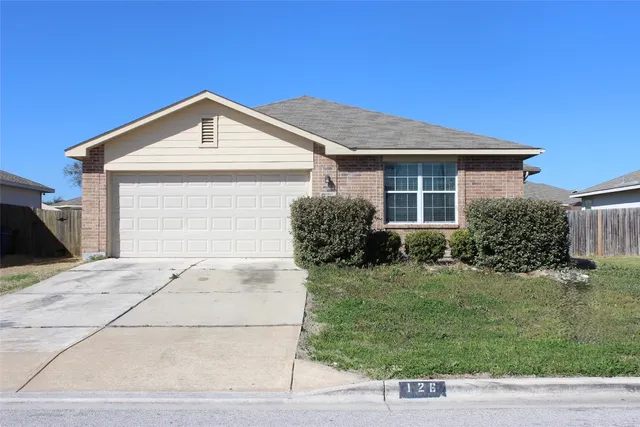 $1,775 | 126 Sylvan Street, Hutto, TX 78634