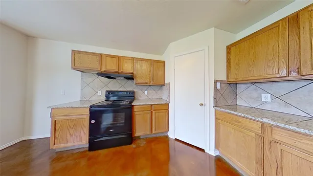 $1,775 | 126 Sylvan Street, Hutto, TX 78634