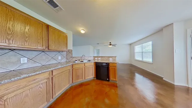 $1,775 | 126 Sylvan Street, Hutto, TX 78634