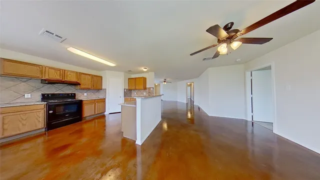 $1,775 | 126 Sylvan Street, Hutto, TX 78634