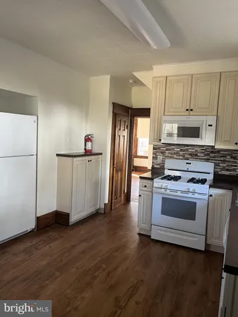 $3,125 | 36 Delsea Drive South, Glassboro, NJ 08028