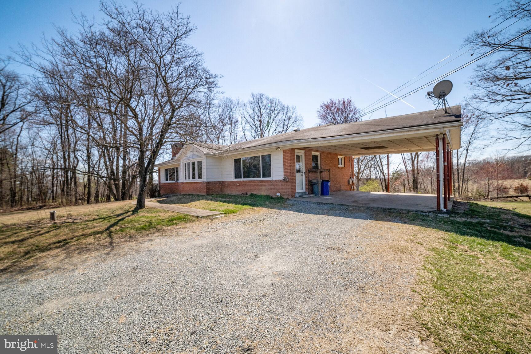 16010 Barnesville Road Boyds, MD 20841 - Photo 3 of 19