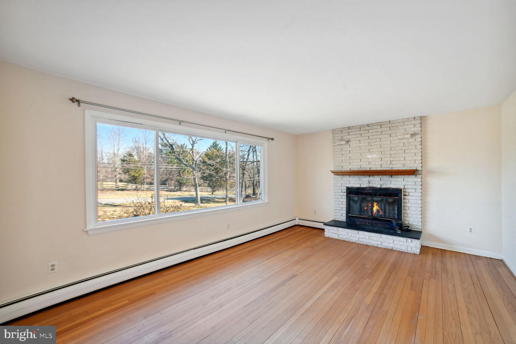 16010 Barnesville Road Boyds, MD 20841 - Photo 4 of 19