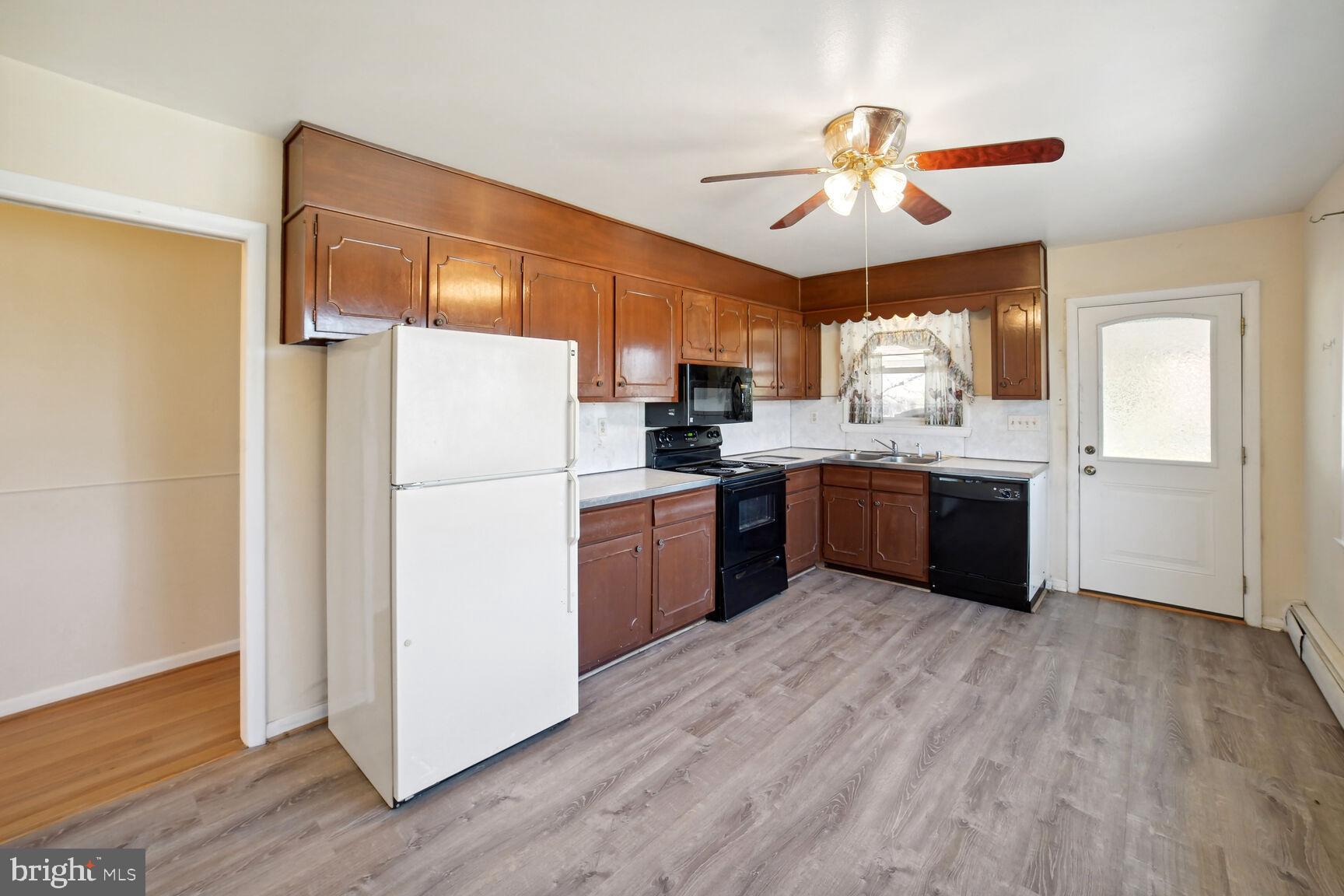 16010 Barnesville Road Boyds, MD 20841 - Photo 8 of 19