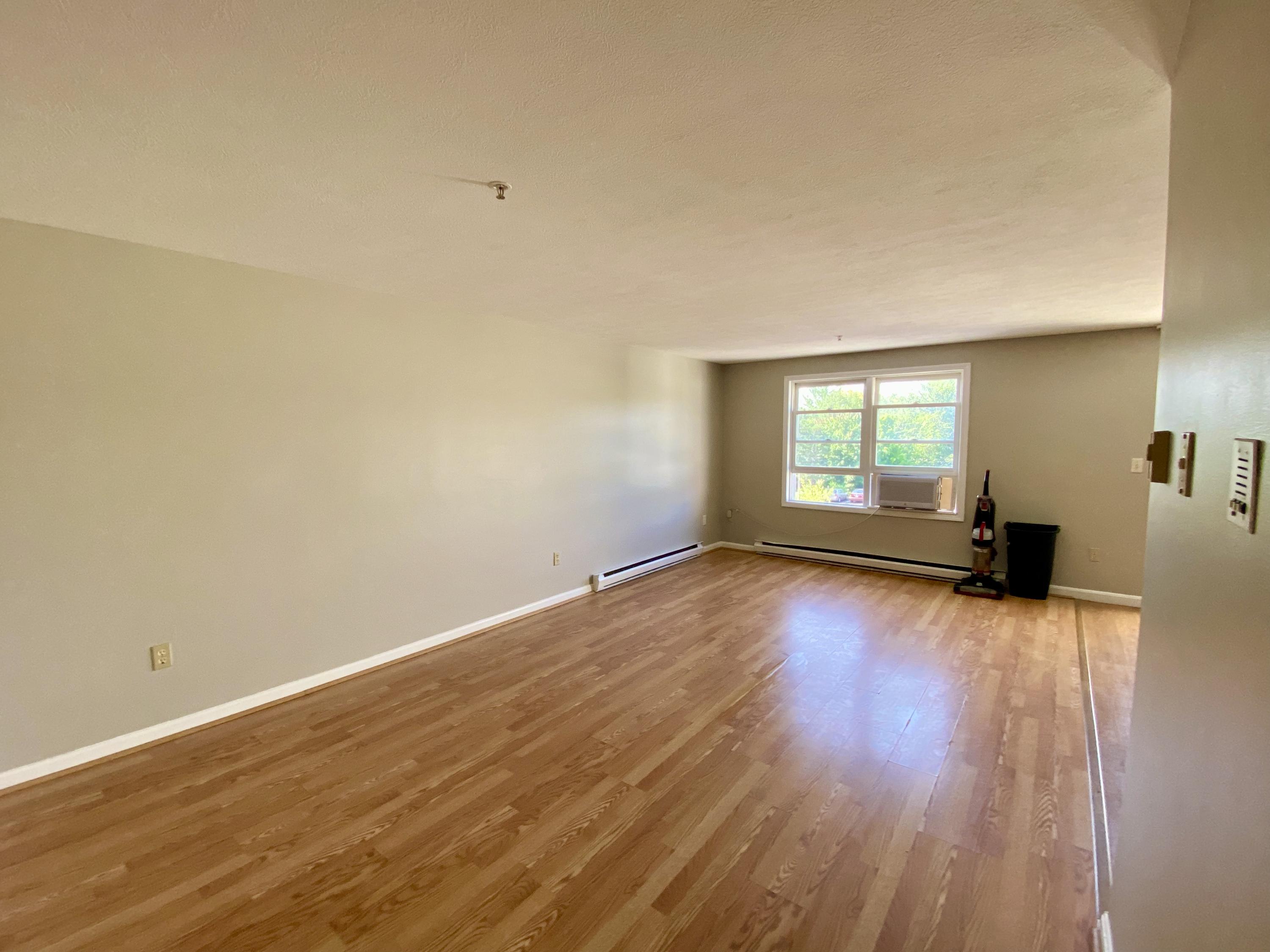 16 Mill Street, Unit 35 Springvale, ME 04083 - Photo 7 of 14 914D91DB-0C45-449C-81E4-D4749FF5E9AA_1_2
