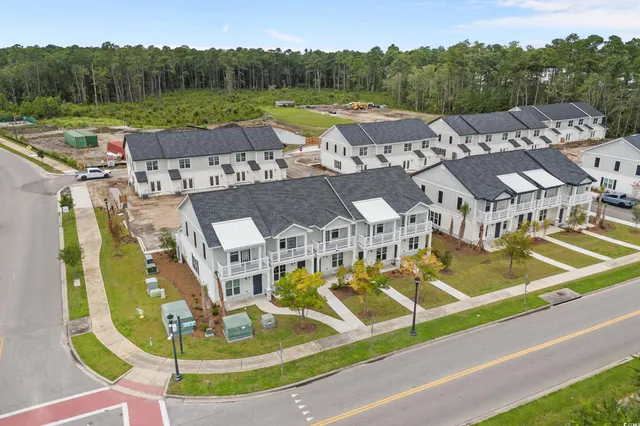 $319,900 | 780 Maxine Court, Unit 8E, Myrtle Beach, SC 29577