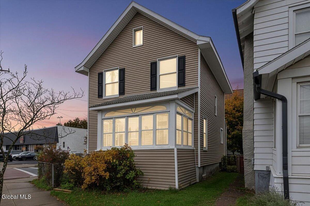 561 Delaware Avenue Albany, NY 12209 - Photo 2 of 41 01-Twilight