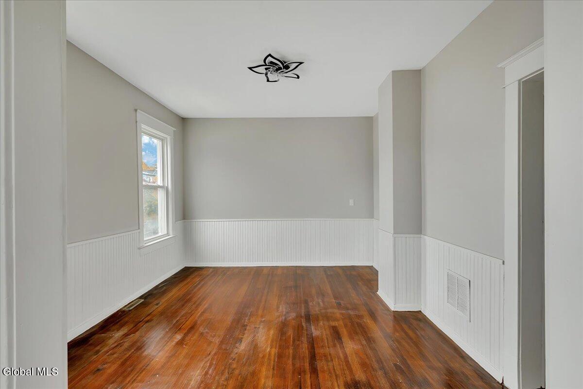 561 Delaware Avenue Albany, NY 12209 - Photo 33 of 41 12-IMG_1837