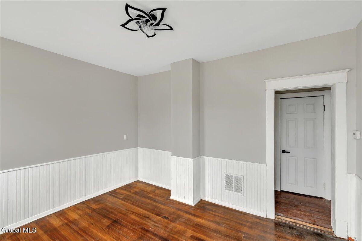 561 Delaware Avenue Albany, NY 12209 - Photo 34 of 41 13-IMG_1847