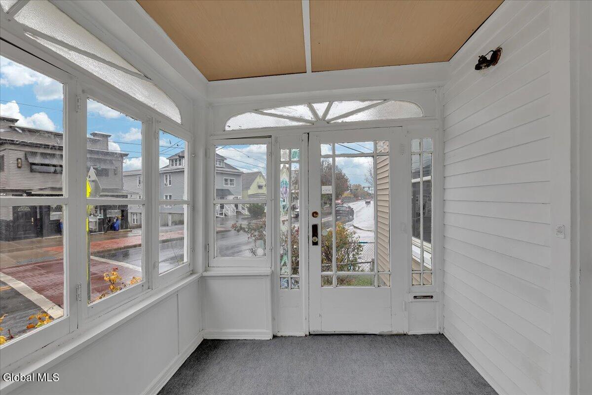 561 Delaware Avenue Albany, NY 12209 - Photo 6 of 41 03-IMG_1791