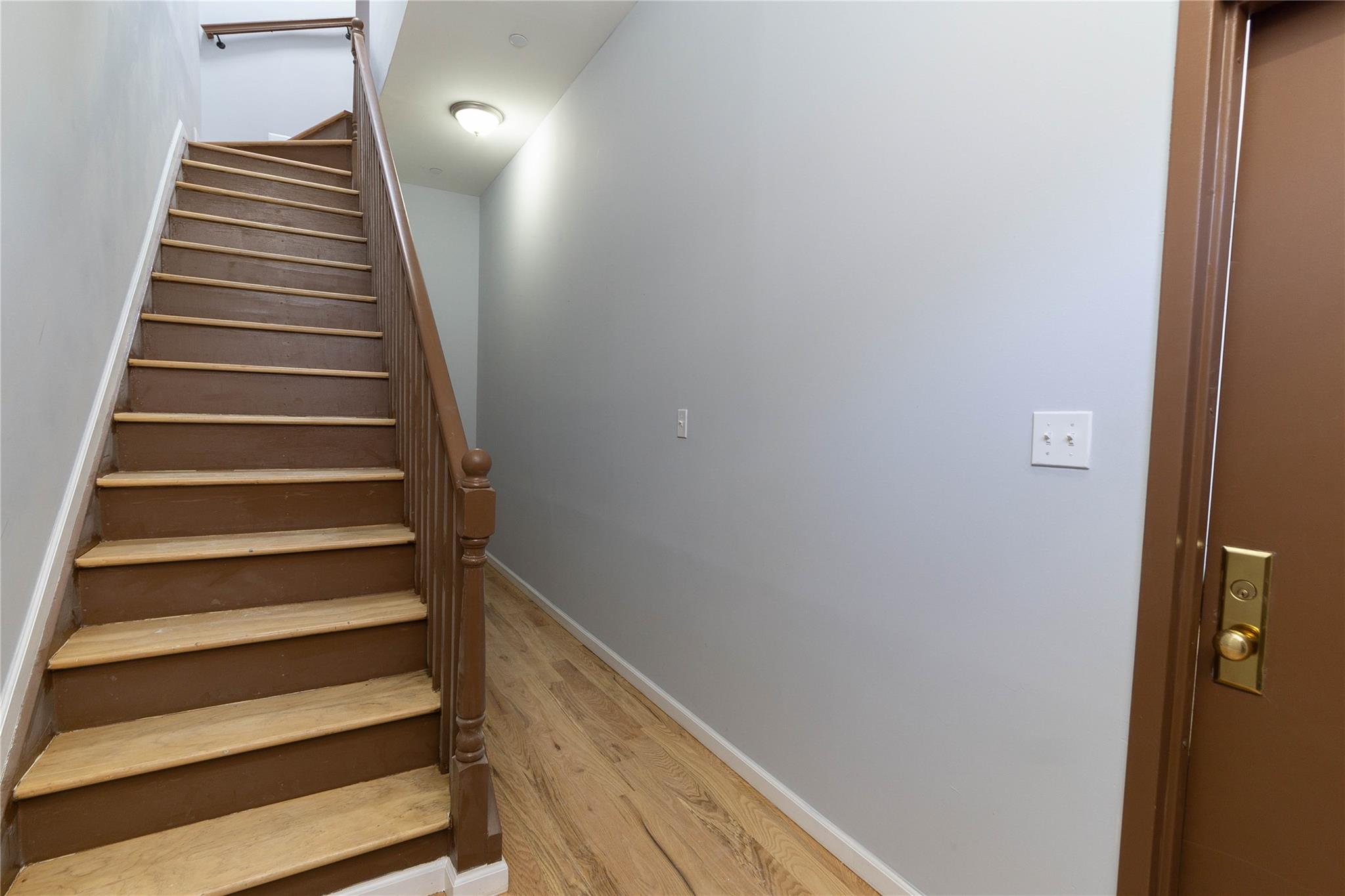 1102 Jackson Avenue Bronx, NY 10456 - Photo 24 of 36 a view of entryway