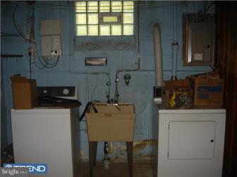 701 Edgemoor Road Edgemoor, DE 19809 - Photo 11 of 12 Laundry Room
