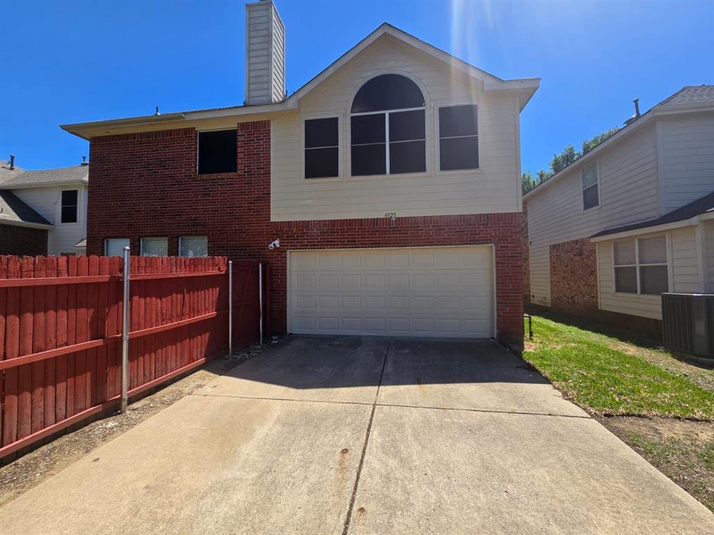 4325 Ridge Point Lane Plano, TX 75024 - Photo 2 of 11