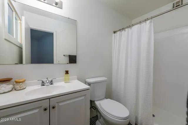 $385,000 | 3222 West Hearn Road, Phoenix, AZ 85053