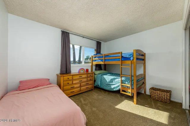 $385,000 | 3222 West Hearn Road, Phoenix, AZ 85053