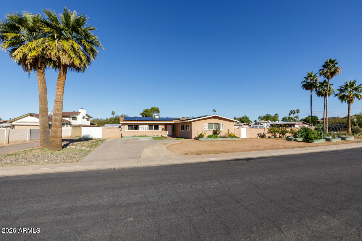 3222 West Hearn Road Phoenix, AZ 85053 - Photo 20 of 23 Front