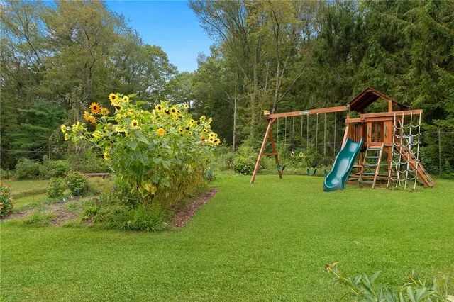 $599,000 | 16 Burgess Road, Foster, RI 02825