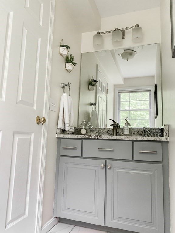 511 Waverly Road, Unit 1 North Andover, MA 01845 - Photo 17 of 39 Gallery Image 17