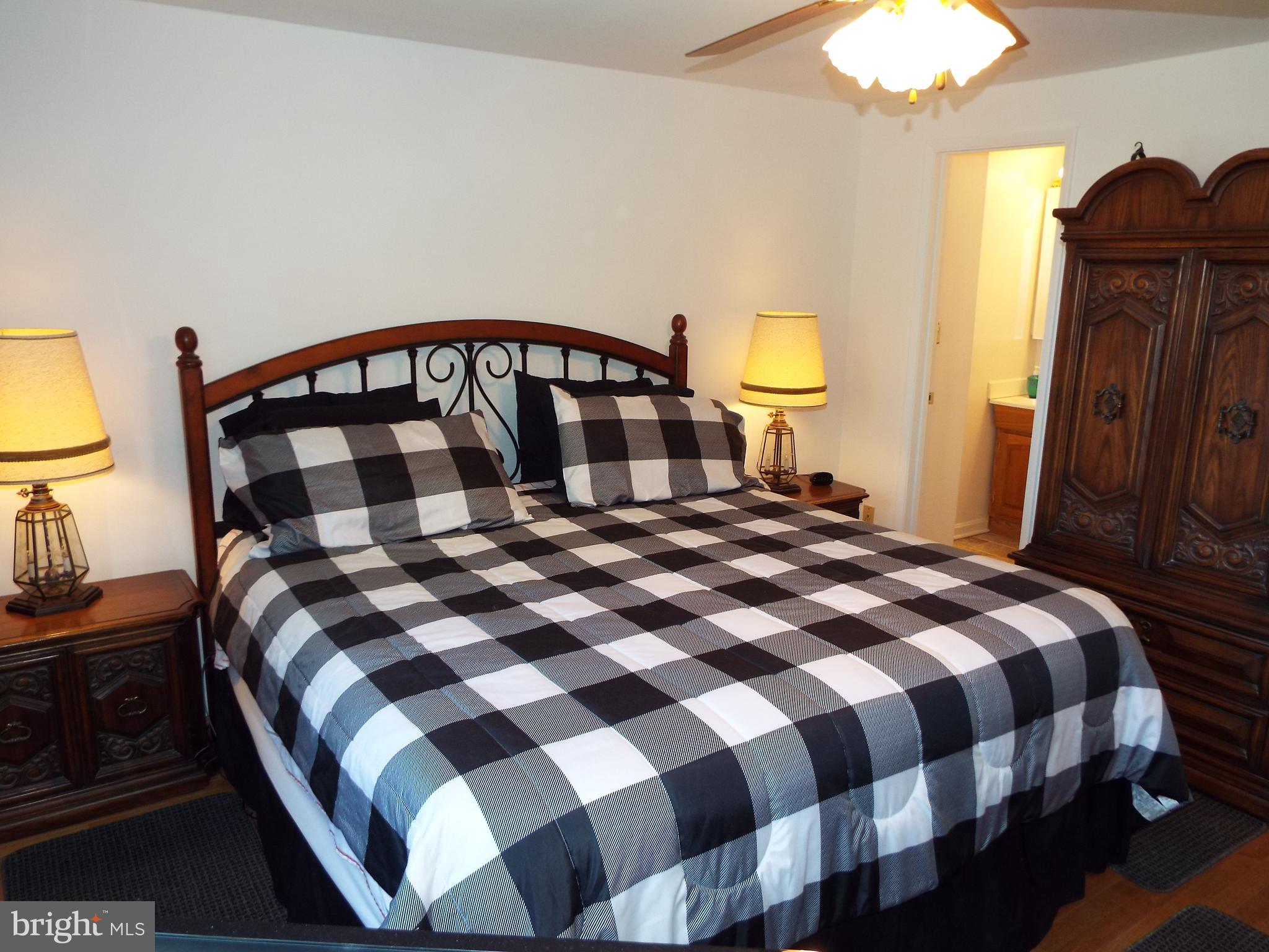 5607 Chelwynd Road Halethorpe, MD 21227 - Photo 22 of 31