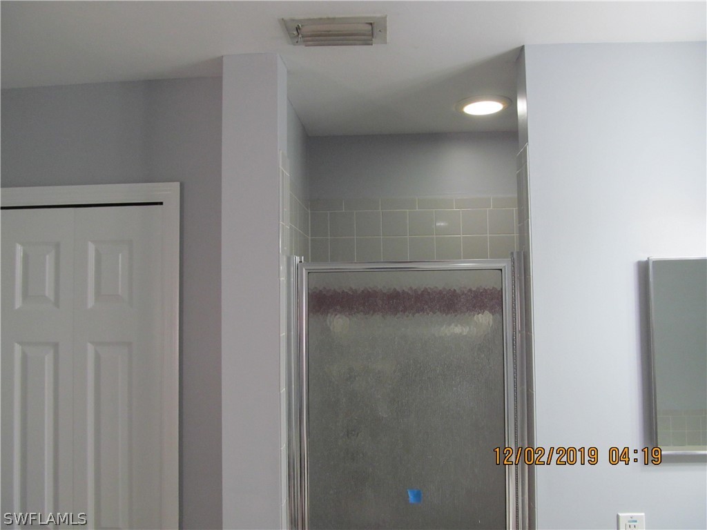 17532 Butler Road Fort Myers, FL 33967 - Photo 14 of 29 a view of a bathroom