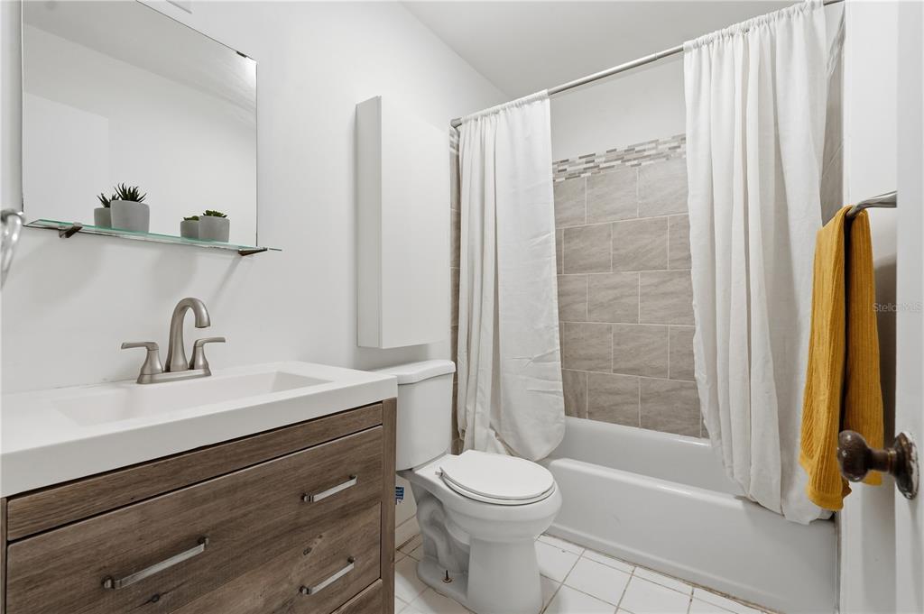 7551 Abonado Road Tampa, FL 33615 - Photo 16 of 22