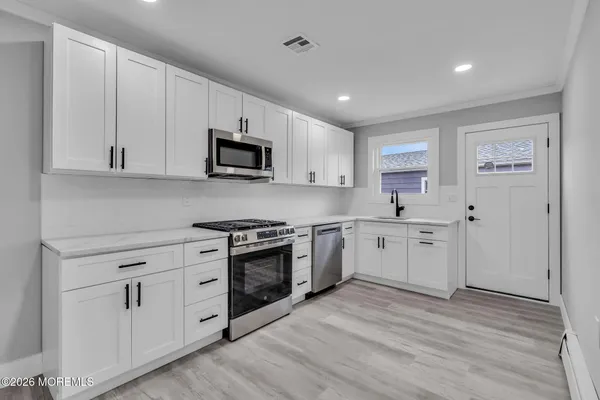 $399,500 | 15 Roxton Place, Toms River, NJ 08757
