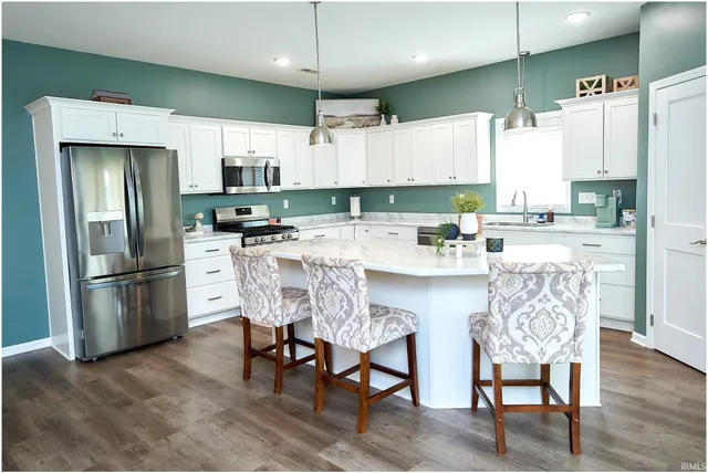 $285,000 | 1018 West Water Street, Berne, IN 46711