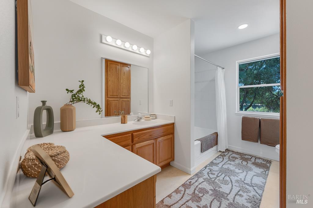 7555 Occidental Road Sebastopol, CA 95472 - Photo 13 of 25