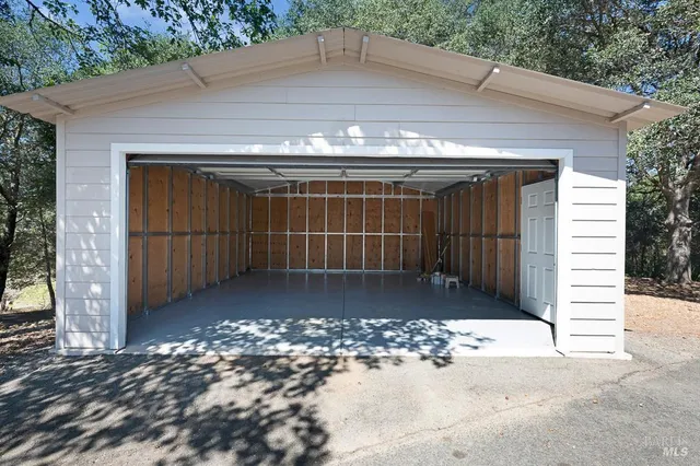 $1,375,000 | 7555 Occidental Road, Sebastopol, CA 95472