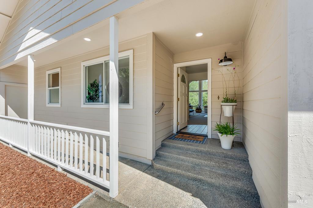 7555 Occidental Road Sebastopol, CA 95472 - Photo 2 of 25