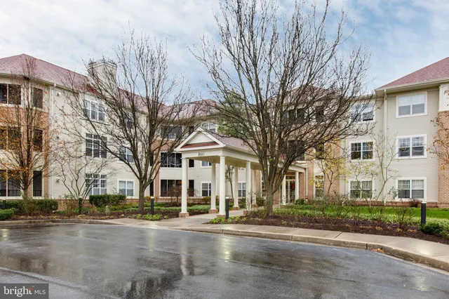 $2,600 | 2111 Ganton Green, Unit 107, Woodstock, MD 21163