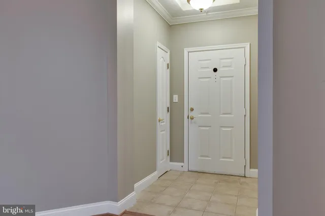 $2,600 | 2111 Ganton Green, Unit 107, Woodstock, MD 21163