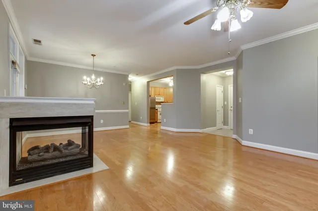 $2,600 | 2111 Ganton Green, Unit 107, Woodstock, MD 21163