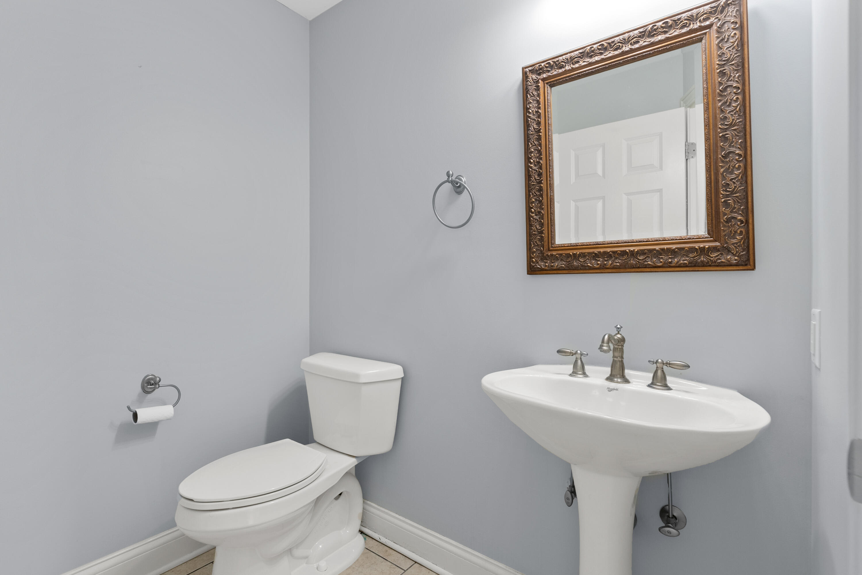 2547 Holiday House Road St. Joseph, MI 49085 - Photo 27 of 59 Holiday House Rd 2547 St Joseph 49085-3