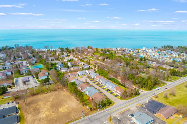 $376,000 | 2547 Holiday House Road, St. Joseph, MI 49085