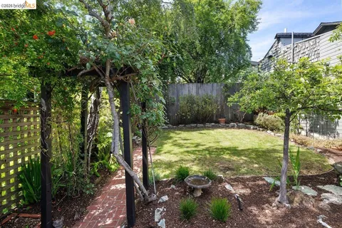 $845,000 | 4369 Howe Street, Oakland, CA 94611