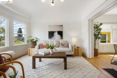$845,000 | 4369 Howe Street, Oakland, CA 94611