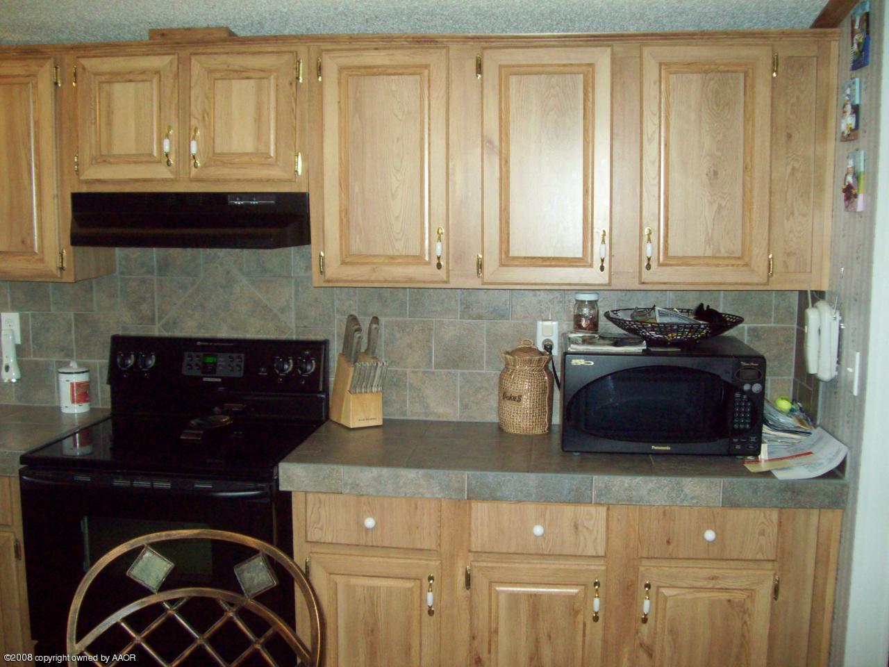 6705 Susie Road Amarillo, TX 79118 - Photo 14 of 35 Kitchen 2