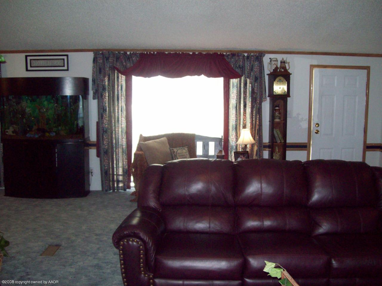 6705 Susie Road Amarillo, TX 79118 - Photo 21 of 35 Living Room 3