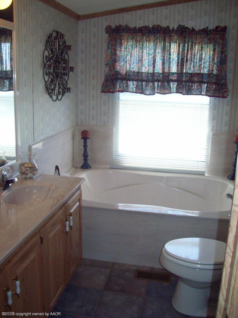 6705 Susie Road Amarillo, TX 79118 - Photo 24 of 35 Master Bath