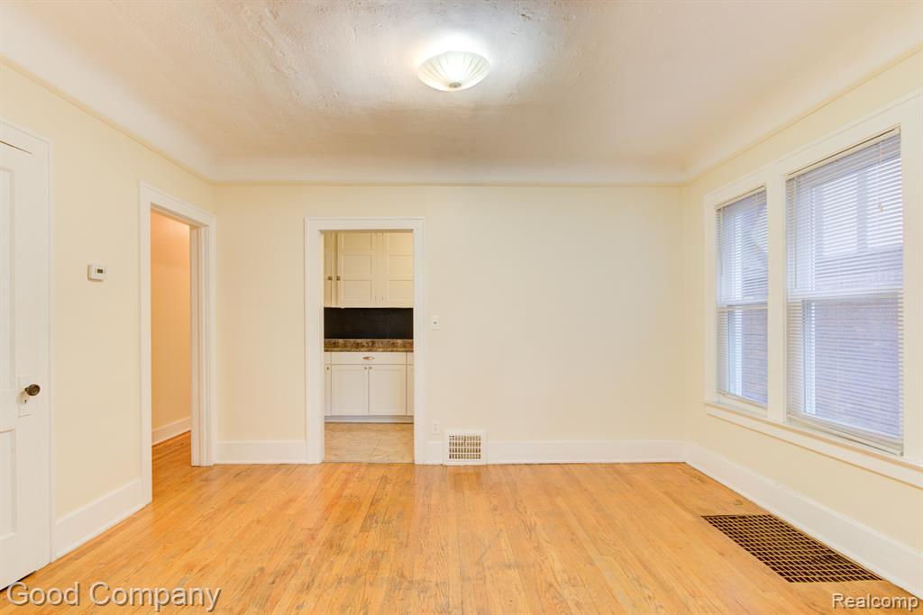492 Withington Street, Unit 3 Ferndale, MI 48220 - Photo 5 of 30